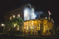 Villa with Garden View