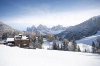 Trutscher Häusl - Luxury Dolomites Chalet with Private Hot Tub - B&B Funes