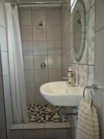 Close to O R Tambo Airport Alderlane 1 - Ferienwohnung Kempton Park