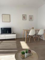 Zentrales, loftartiges Apartment in Lüdenscheid mit Balkon & Weitblick - Ferienwohnung Lüdenscheid
