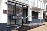 Penthouse mit Parkplatz und Terrasse, 15 Min von Köln HBF - Chambres d'hôtes Kerpen