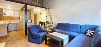 HolidayHomePL Statek 014 z osobną sypialnią i antresolą przy plaży - B&B Międzyzdroje