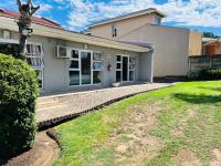 Umsobomvu Guest House - B&B Mthatha