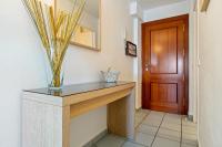 Hauzify I Apartament Girasol - B&B Salou