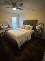 Beautiful and cozy house in Duluth! - Chambres d'hôtes Duluth