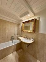 Central Apartment 3 min Station 10 min Duomo - B&B Firenze