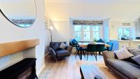 Avenue Victoria Apartment - Stunning Seaview and Castle View - Near Amenities and Beach - Chambres d'hôtes Scarborough