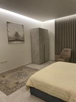شقة غرفتين وصالة مدخل خاص باركنج سيارة - Ferienwohnung Riyāḑ al Khabrā’