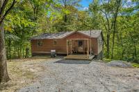 Chesnutt Cabin - Riverfront, Fire Pit, Game Room, Wifi, Screen Porch, View, King Bed - B&B Morton Grove