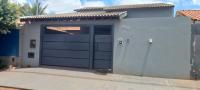 Casa aconchegante com garagem Ar próx da UFMS - B&B Paranaíba