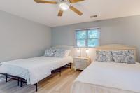SB45B Ev's Escape, 201B - B&B Sunset Beach