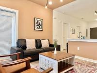 Modern Downtown ATL Condo Walkable O4W 525Pkwy108 - Ferienwohnung Atlanta