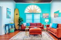 Surf & Strand Unit A for 5 - Bed and Breakfast Galveston