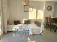Dúplex luminoso con piscina y parking en Denia - ES-373-17 - Chambres d'hôtes Denia