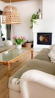 Thatched Cottage With Sea Views In Båring Ege - Bed and Breakfast Asperup