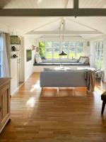 Bright Summer House In First Row By Avnø Fjord - B&B Vordingborg