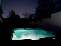 *Farm/hot tub/game room/Mt. views/fire pit/ponds* - B&B Redding
