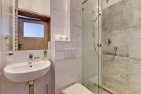 Habitación Doble con baño privado - 2 camas