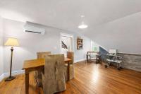 Cozy Top-Floor Retreat in the Heart of Louisville - Chambres d'hôtes Louisville