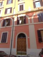 Colosseum View 2BR Apartment Sleeps 6 - B&B Rome