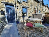 Cosy Quarrymans Cottage in Snowdonia - B&B Tanygrisiau