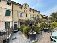 MB&B Relax Rooms - Villa Corte Genovesa - Ferienwohnung Verona