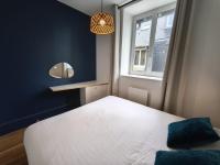 Appartamento con 2 Camere da Letto, Balcone e Vista mare