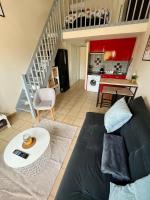 Joli studio lumineux à 2mn de la plage - B&B Sainte-Marie