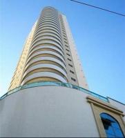 Linda Vista, Um apartamento por andar, 3 Suítes, 2 Garagens - Chambres d'hôtes Balneário Camboriú