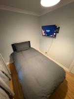 Cosy room 2 T Gatwick - B&B Crawley