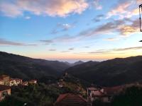 Vista Mare & Valle - Bilocale Rinnovato a Perinaldo - Bed and Breakfast Perinaldo