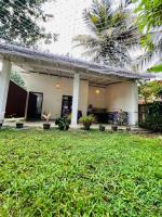 Lagoon Home Stay - B&B Ahangama