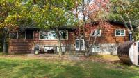 Lakefront Sand Bay Resort with Private Beach and BBQ - B&B Nobel