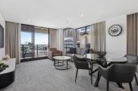 Urban Oasis City 2 Bed Apartment Oaks Horizons - B&B Adelaide