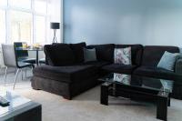 Spacious and Comfortable - 5 Bedroom Home - B&B Kettering