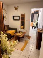 Bright St Julians Apartment for 1 to 3 Guests - Ferienwohnung St. Julian's
