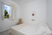 Poseidon - Two Bedroom Family Apartment with Sea View and Patio