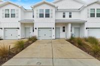 Family home near boat launches, beaches, and The Wharf! King bed and pet friendly - Chambres d’hôtes Orange Beach