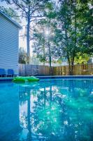 Steps to VSU Private Pool Magnolia Manor - B&B Valdosta