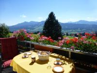 Apartment mit Balkon