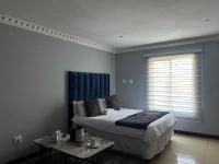 Homely Palace - B&B Midrand
