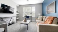 Landing Chic 1BD Game Room Clubhouse - B&B Bayonne