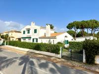 Vilamoura Amazing Villa 2 With Pool by Homing - B&B Vilamoura