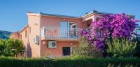 CASA di MIRJANA , Vila s Bazenom i 3 Apartmana, Parking, Kaštela,Near Split - B&B Kutleše