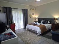 1-On-Scott Garden Suites - Chambres d’hôtes Somerset East