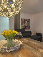 FERIENWOHNUNG TRUNK, kühl, direkt an den Weinbergen, Parkplatz, Terrasse mit Grill und Lounge - B&B Roschbach