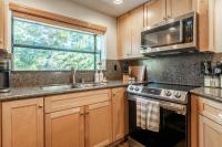 Snowflower 21 - B&B Mammoth Lakes