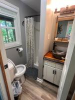 Salt Creek Cabin - Bed and Breakfast Chillicothe