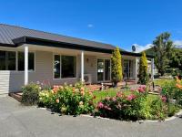 Sunshine cosy retreat - B&B Hanmer Springs