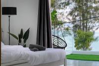 Seafront 5BR Landed Home 14 Pax with Ocean Seaview & Netflix WiFi - B&B Bayan Lepas